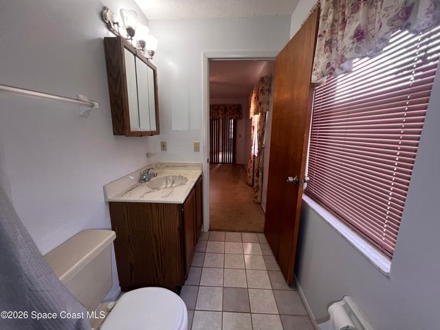 1586 Wacker Avenue SE, Palm Bay, FL 32909