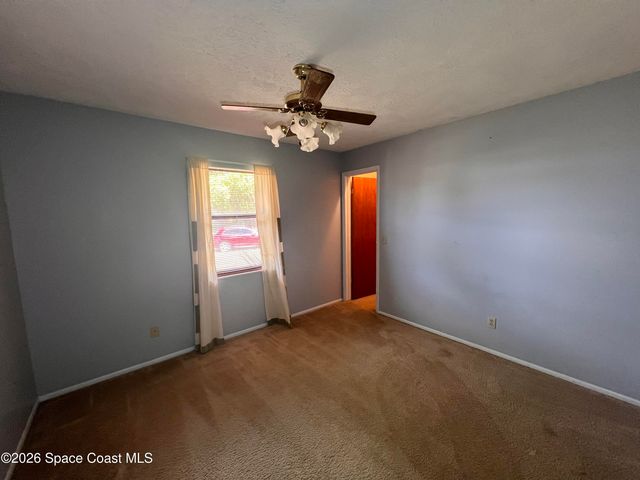1586 Wacker Avenue SE, Palm Bay, FL 32909