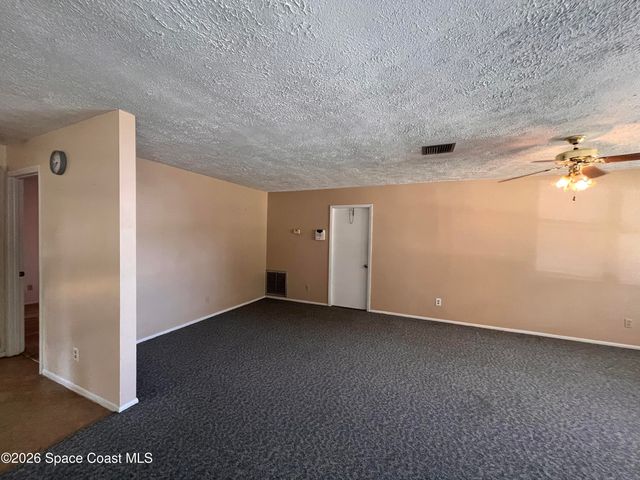 1586 Wacker Avenue SE, Palm Bay, FL 32909