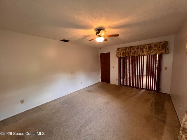 1586 Wacker Avenue SE, Palm Bay, FL 32909