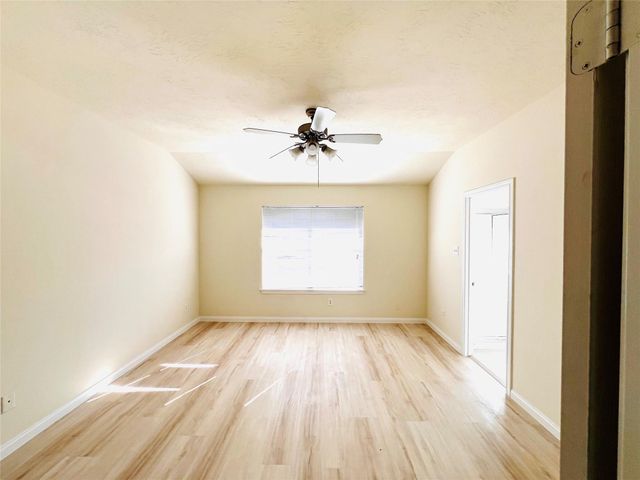 9008 Elm Drake Lane, Humble, TX 77338