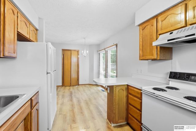 12660 Camden Avenue, Omaha, NE 68164