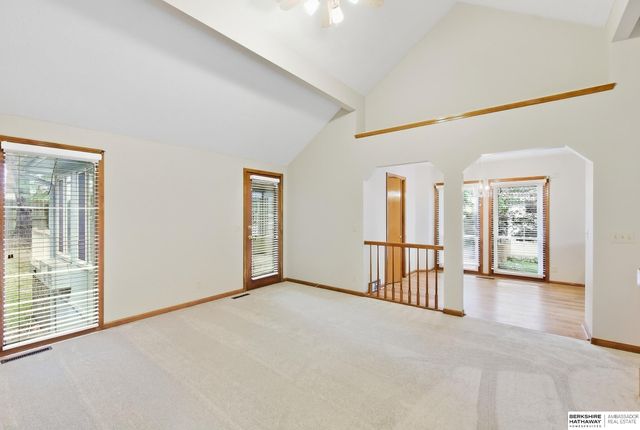 12660 Camden Avenue, Omaha, NE 68164