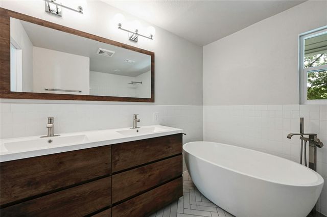 1305 Kenwood Ave, Austin, TX 78704