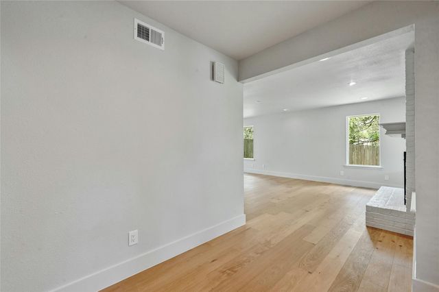 1305 Kenwood Ave, Austin, TX 78704