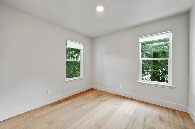 1305 Kenwood Ave, Austin, TX 78704