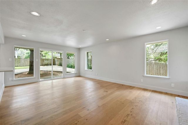 1305 Kenwood Ave, Austin, TX 78704