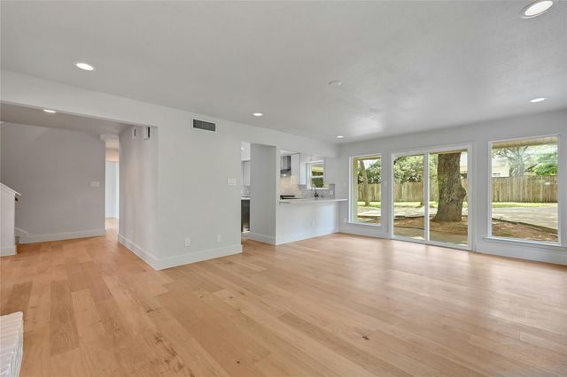 1305 Kenwood Ave, Austin, TX 78704