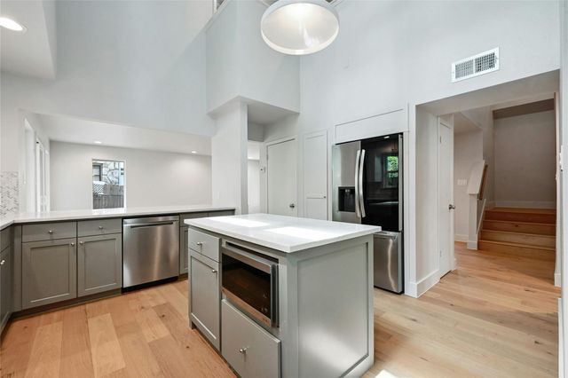 1305 Kenwood Ave, Austin, TX 78704