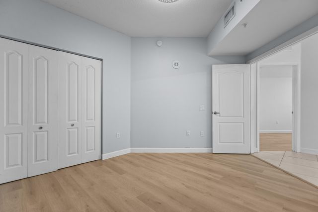 410 Evernia Street 717, West Palm Beach, FL 33401