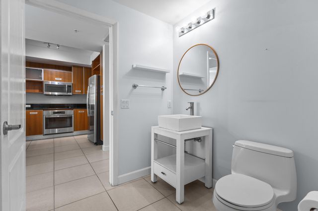 410 Evernia Street 717, West Palm Beach, FL 33401