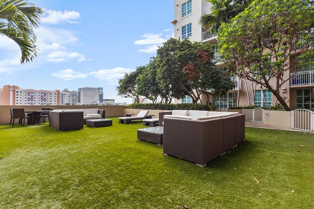 410 Evernia Street 717, West Palm Beach, FL 33401