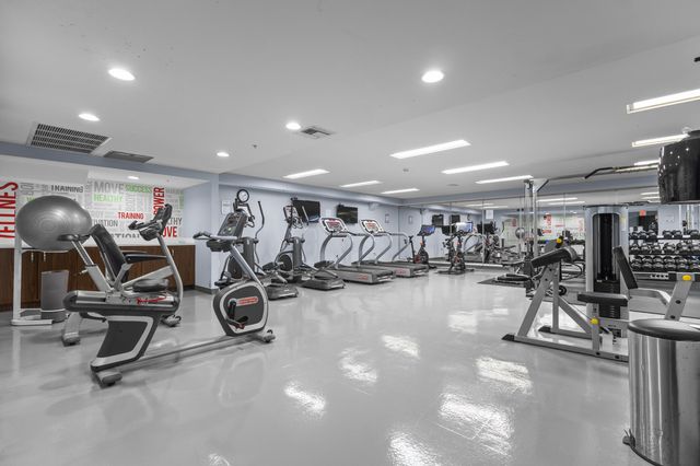 410 Evernia Street 717, West Palm Beach, FL 33401