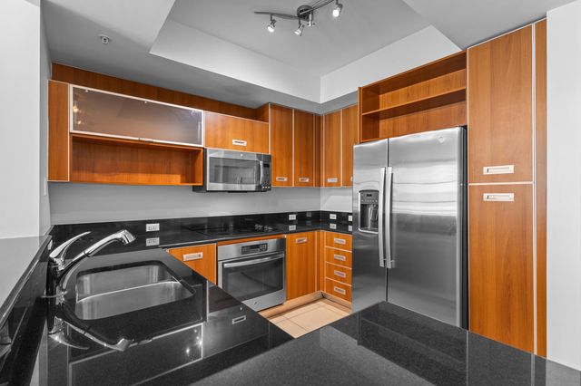 410 Evernia Street 717, West Palm Beach, FL 33401