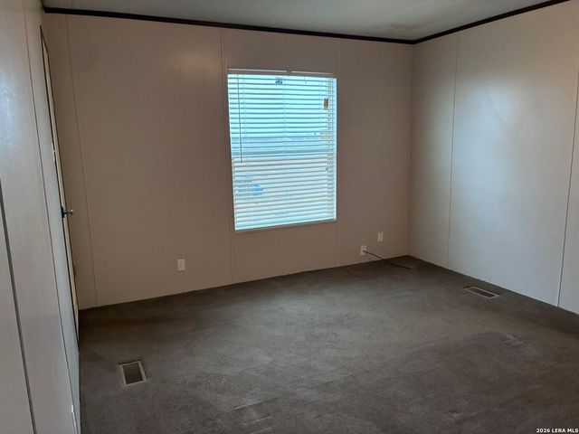 148 Anaqua Dr, Pleasanton, TX 78064