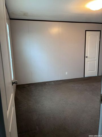 148 Anaqua Dr, Pleasanton, TX 78064