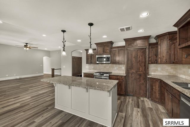 5970 Pheasant Drive, Ammon, ID 83401
