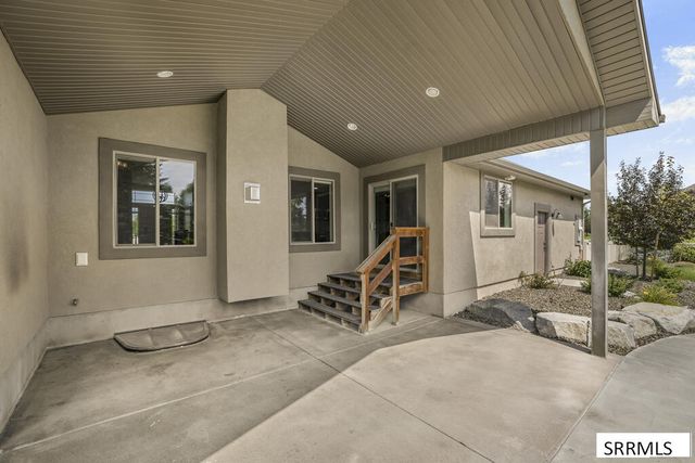 5970 Pheasant Drive, Ammon, ID 83401