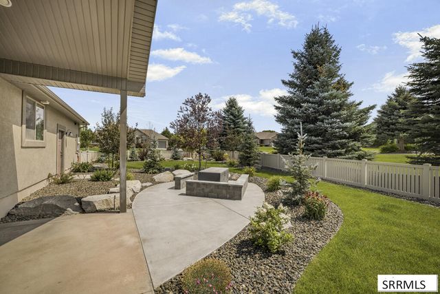 5970 Pheasant Drive, Ammon, ID 83401