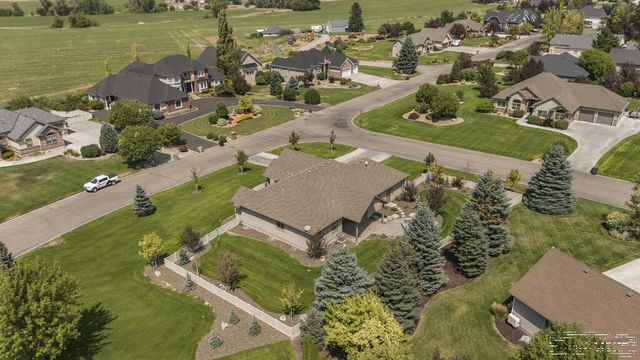 5970 Pheasant Drive, Ammon, ID 83401