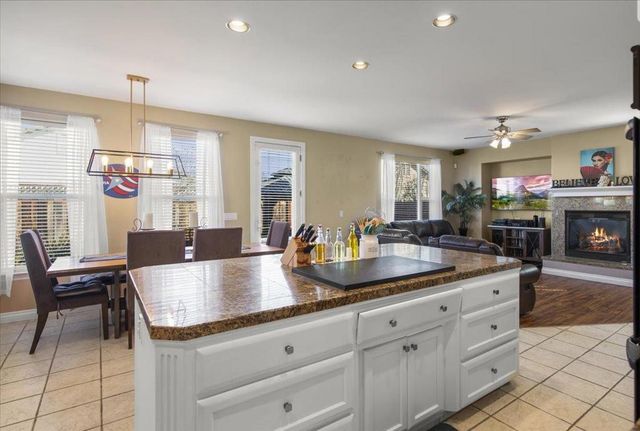 1901 Calistoga Drive, Hollister, CA 95023
