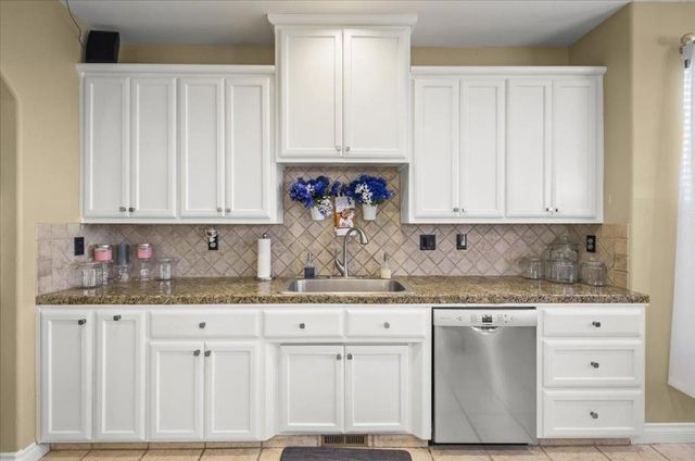 1901 Calistoga Drive, Hollister, CA 95023