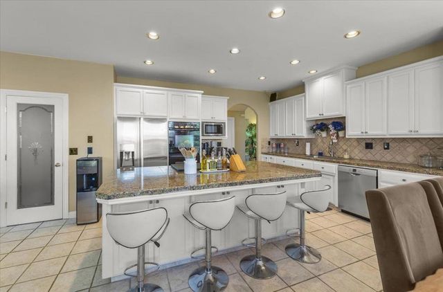 1901 Calistoga Drive, Hollister, CA 95023