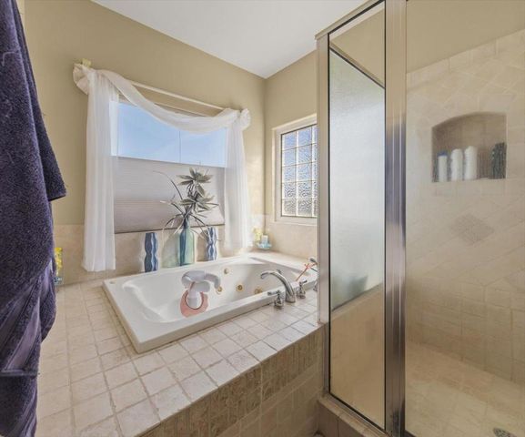 1901 Calistoga Drive, Hollister, CA 95023