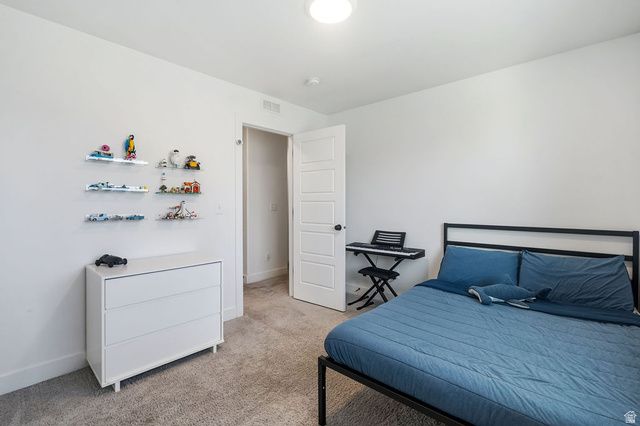 4952 E LAKE CORNER DR, Eagle Mountain, UT 84005