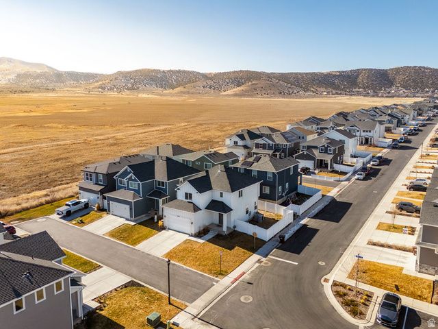 4952 E LAKE CORNER DR, Eagle Mountain, UT 84005