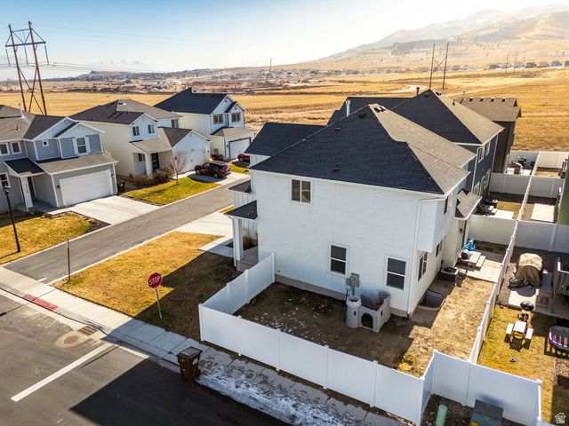 4952 E LAKE CORNER DR, Eagle Mountain, UT 84005