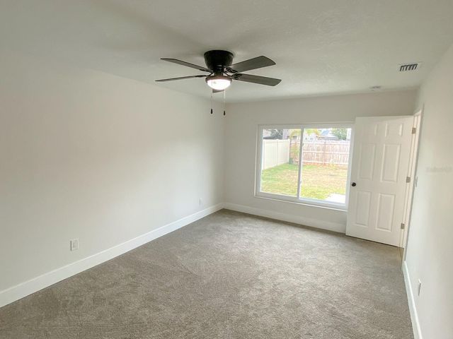 15704 COUNTRY LAKE DRIVE, Tampa, FL 33624