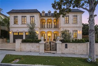 2027 Santiago, Newport Beach, CA 92660