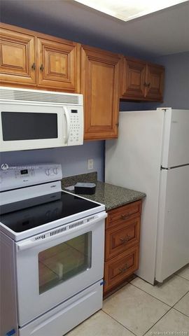 7142 Southgate Boulevard 7142, Tamarac, FL 33321
