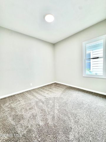 32 Allison Avenue, Toledo, OH 43605