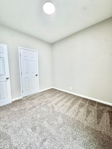 32 Allison Avenue, Toledo, OH 43605