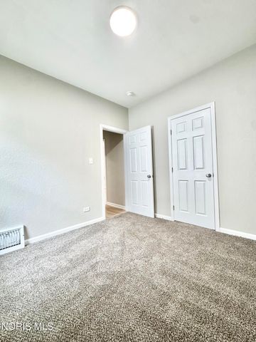 32 Allison Avenue, Toledo, OH 43605