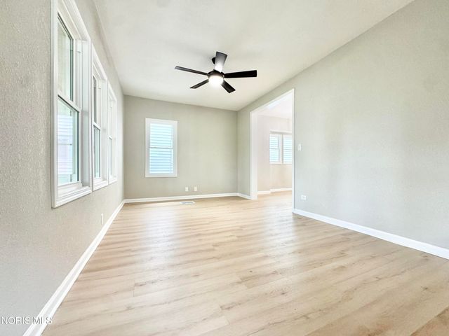32 Allison Avenue, Toledo, OH 43605