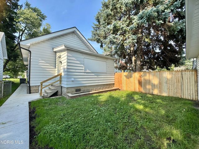 32 Allison Avenue, Toledo, OH 43605