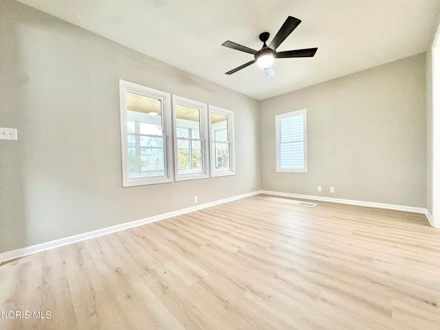 32 Allison Avenue, Toledo, OH 43605