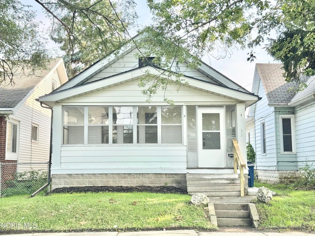 32 Allison Avenue, Toledo, OH 43605