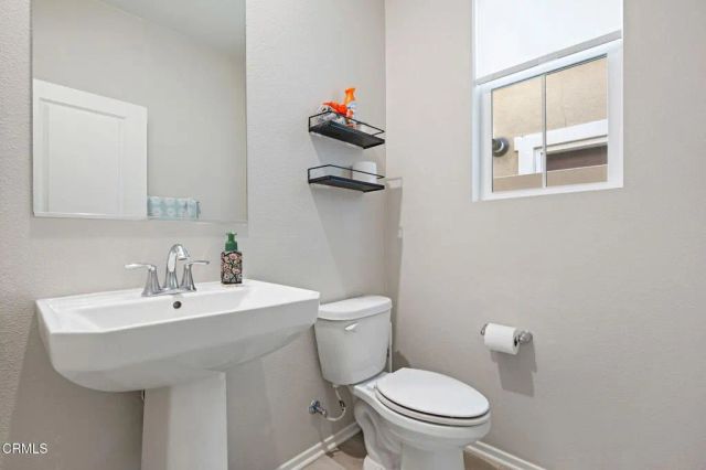 367 Fuerte Drive, Santa Paula, CA 93060