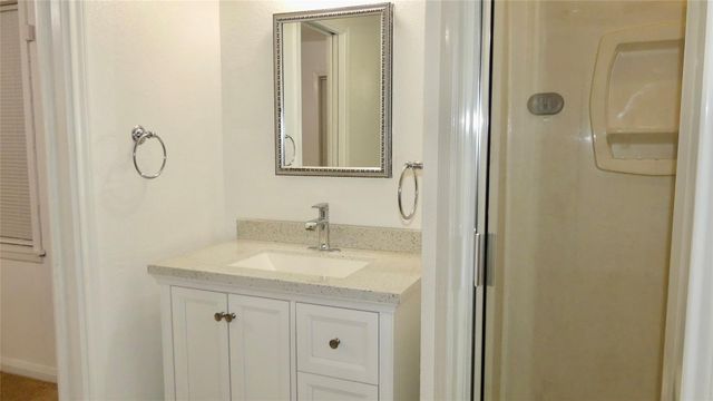 801 19th Avenue N, Texas City, TX 77590