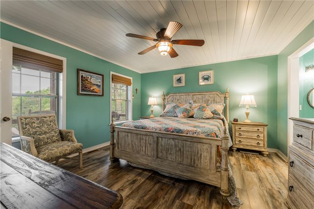 16975 Landwehr Road, Rogers, AR 72756