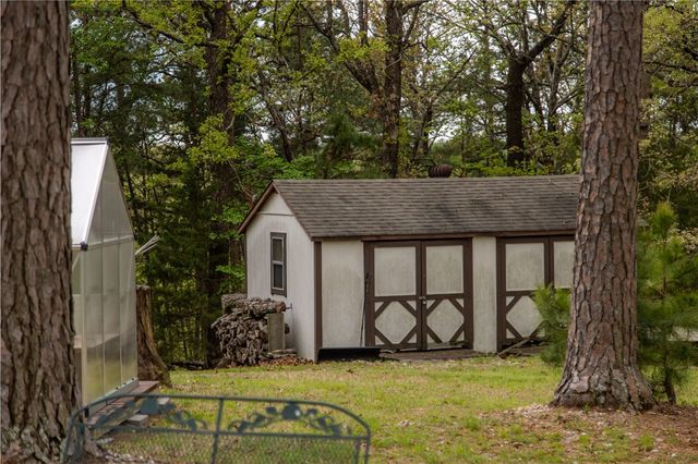 16975 Landwehr Road, Rogers, AR 72756