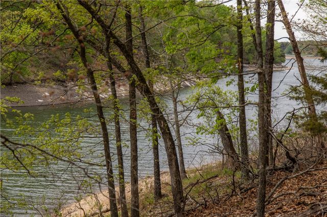 16975 Landwehr Road, Rogers, AR 72756