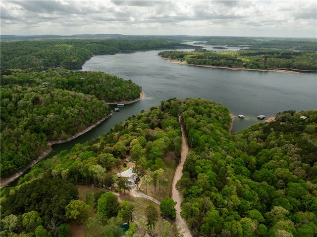 16975 Landwehr Road, Rogers, AR 72756