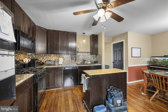 27 LITCHFIELD LN W, Martinsburg, WV 25405