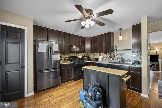 27 LITCHFIELD LN W, Martinsburg, WV 25405