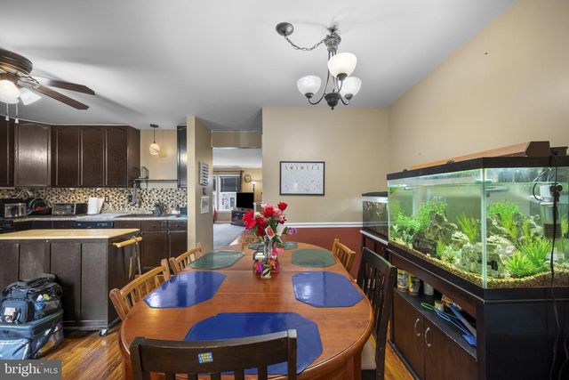 27 LITCHFIELD LN W, Martinsburg, WV 25405